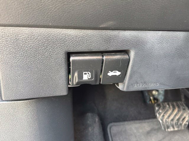 Used 2021 Nissan Kicks SV FWD image 31