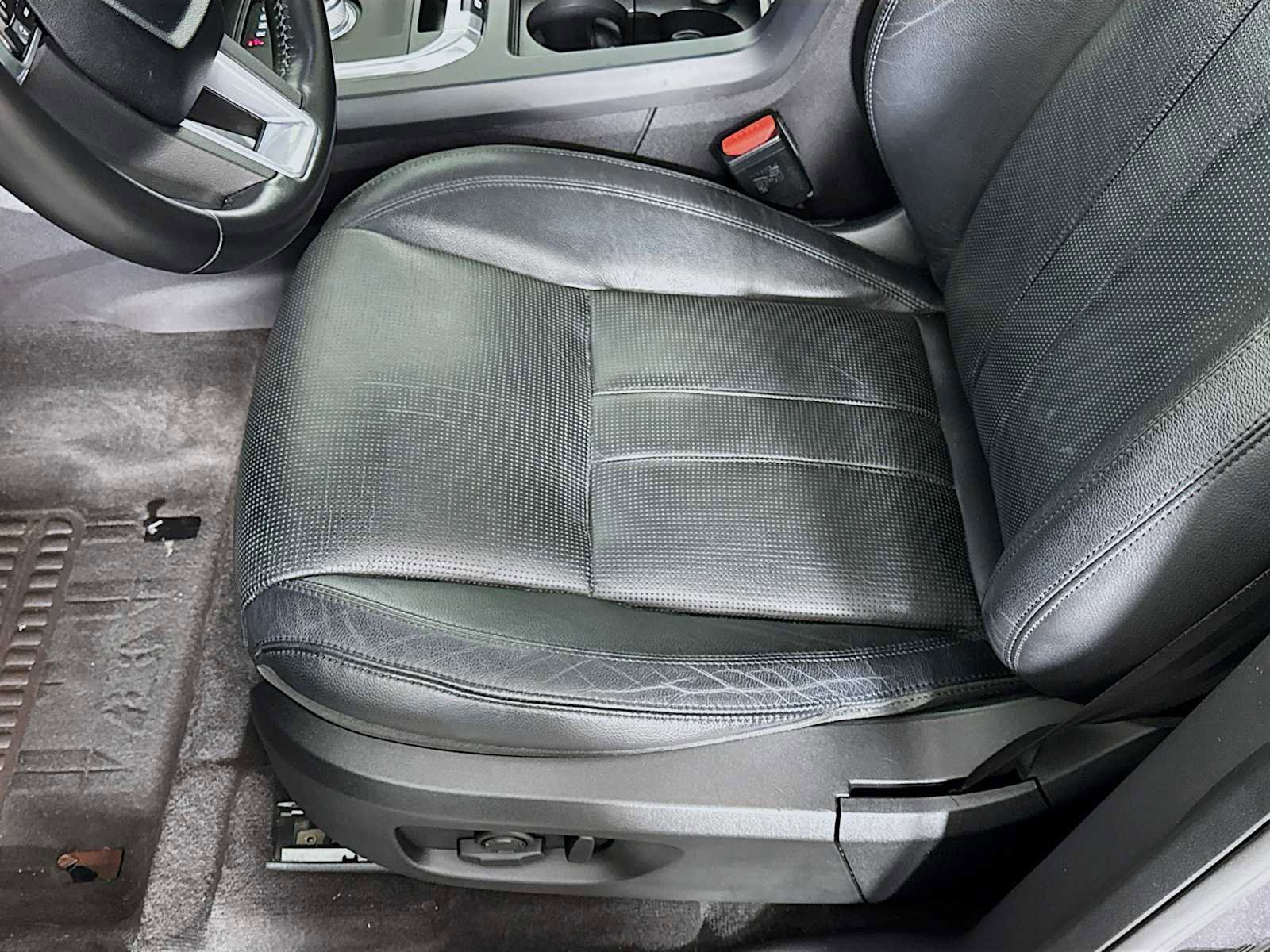 Used 2016 Land Rover Discovery Sport HSE image 20