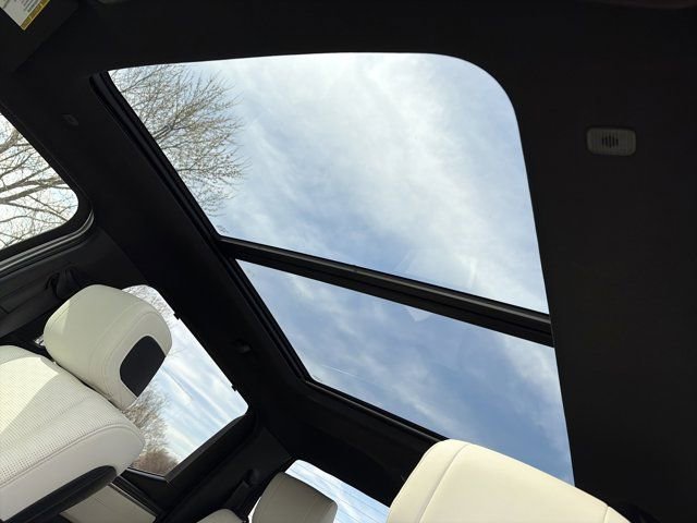 Used 2024 Toyota Tundra Capstone image 30