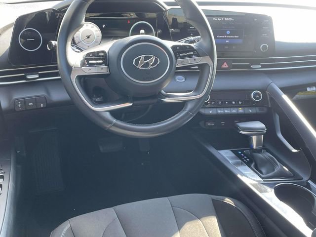 Used 2021 Hyundai Elantra SEL w/ Convenience Package image 13
