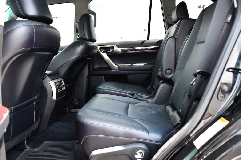 Used 2018 Lexus GX 460 Premium AWD/4WD image 23