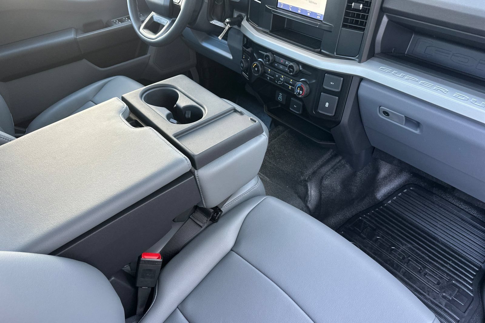 New 2026 Ford F250 XL AWD/4WD image 15