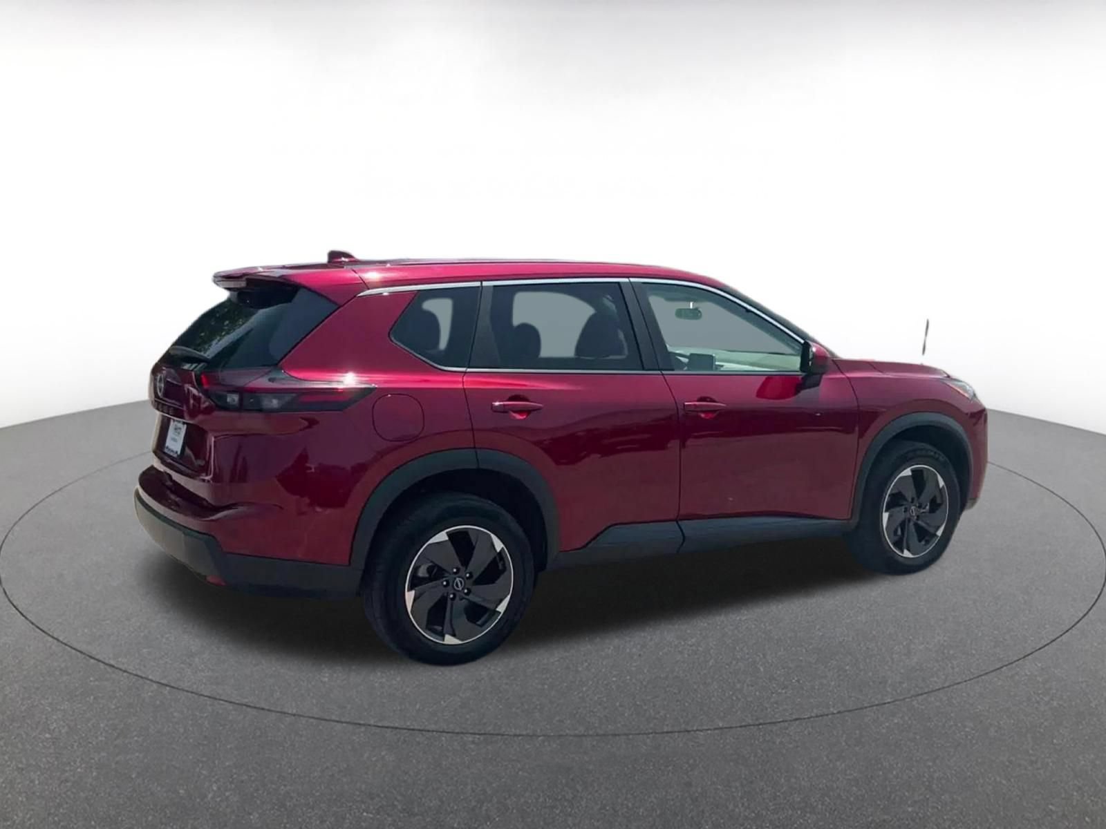Used 2025 Nissan Rogue SV AWD/4WD image 12