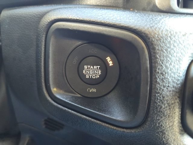Certified 2024 Jeep Wrangler Unlimited AWD/4WD image 17