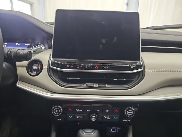 Used 2026 Jeep Compass Limited w/ Mopar All Weather Package image 18