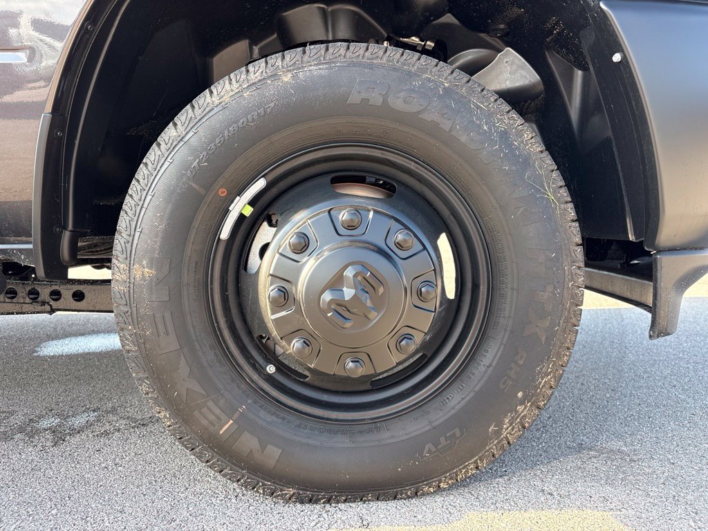 New 2027 RAM 3500 Tradesman AWD/4WD image 38