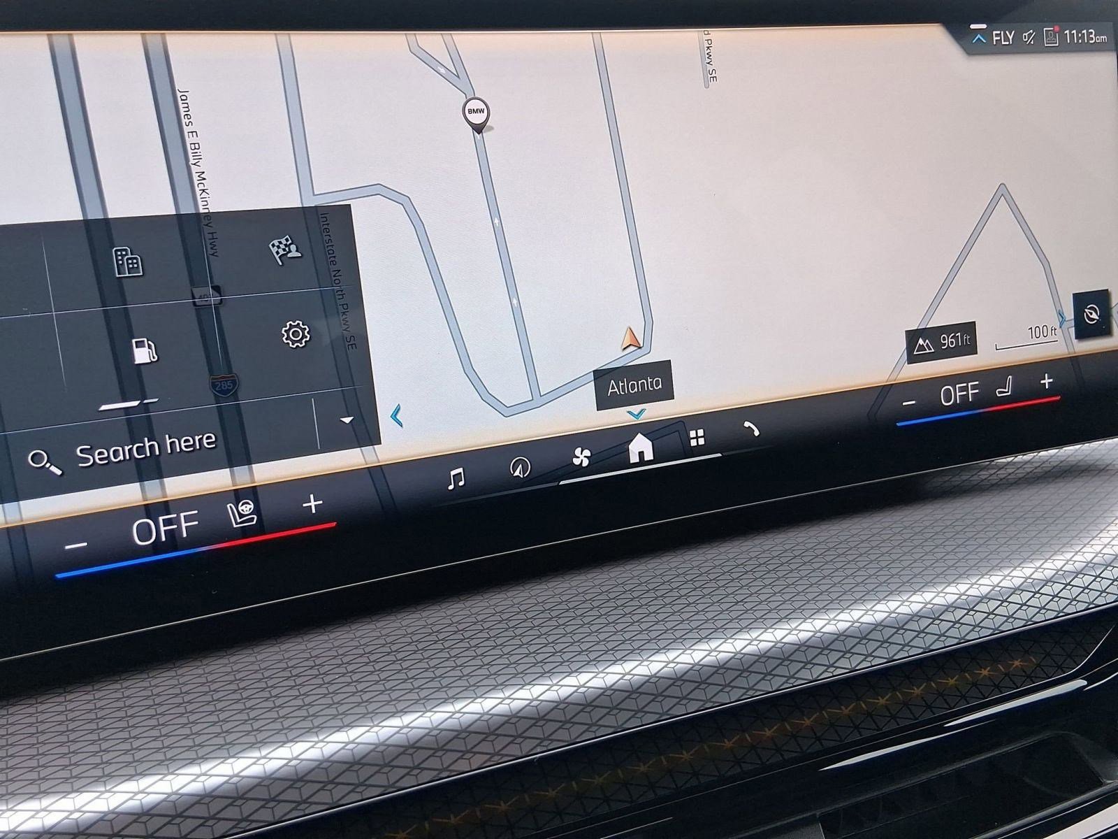 Used 2025 BMW 330i Sedan w/ Convenience Package image 23