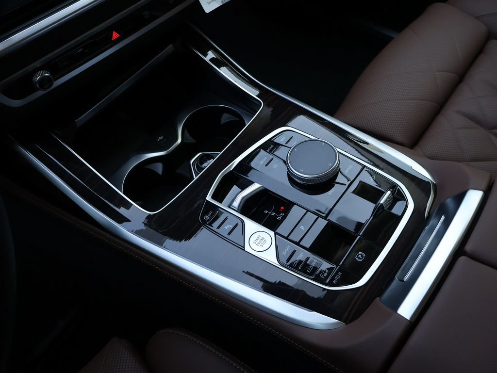 New 2027 BMW X7 xDrive40i AWD/4WD image 19