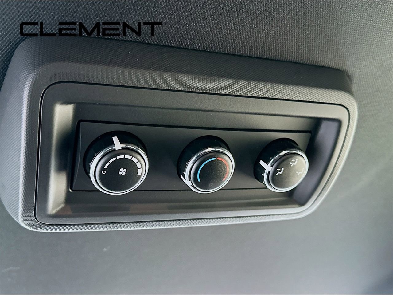 Used 2019 Dodge Grand Caravan SE image 30