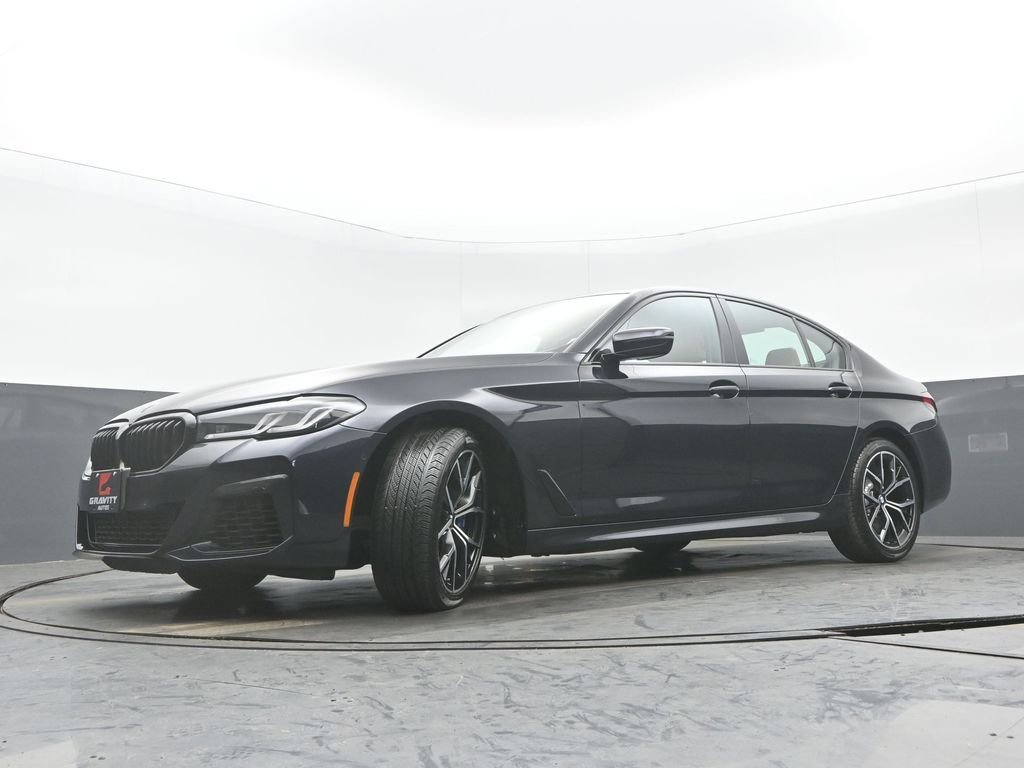 Used 2023 BMW 540i xDrive w/ M Sport Package image 29