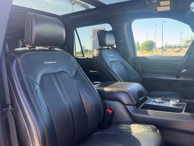 Used 2024 Ford Expedition Max Platinum AWD/4WD image 24
