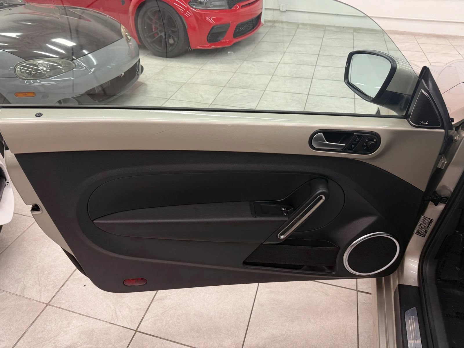 Used 2012 Volkswagen Beetle 2.5 FWD image 13