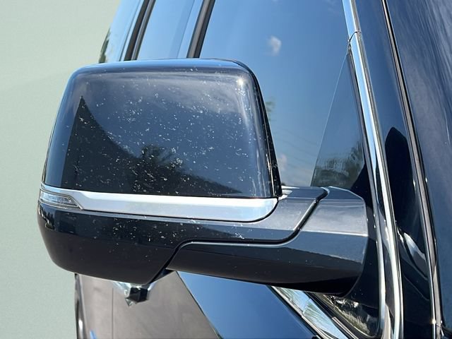 Used 2015 Cadillac Escalade Premium AWD/4WD image 28