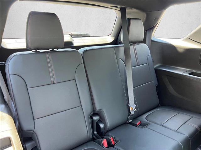 Used 2024 Chevrolet Traverse RS w/ LPO, Floor Liner Package AWD/4WD image 22