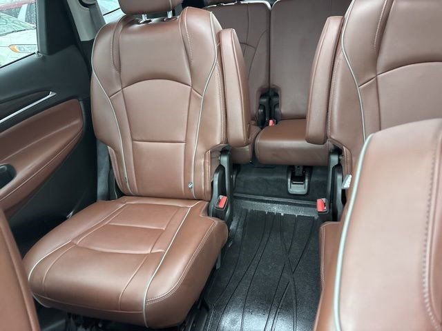 Used 2021 Buick Enclave Avenir image 30