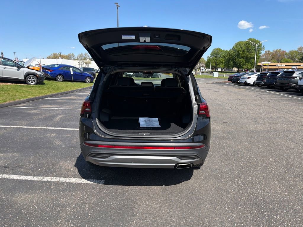 Certified 2023 Hyundai Santa Fe SEL w/ Cargo Package AWD/4WD image 24