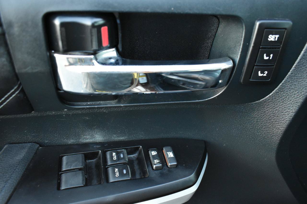 Used 2016 Toyota Tundra Platinum RWD image 39