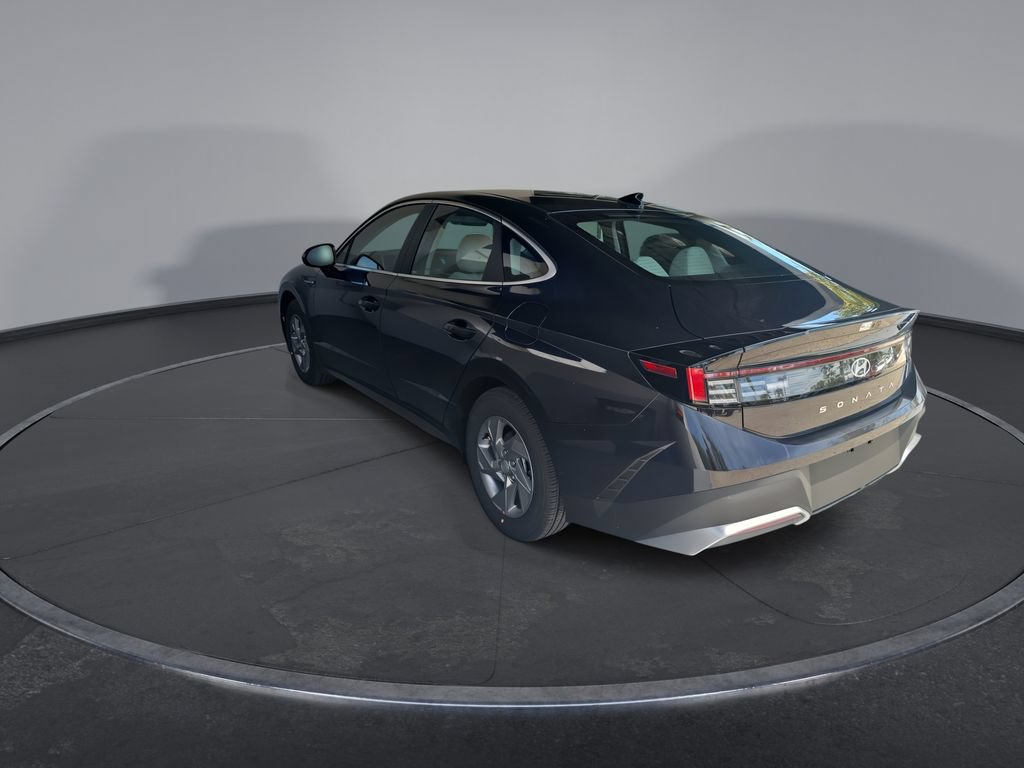 New 2026 Hyundai Sonata SE FWD image 6