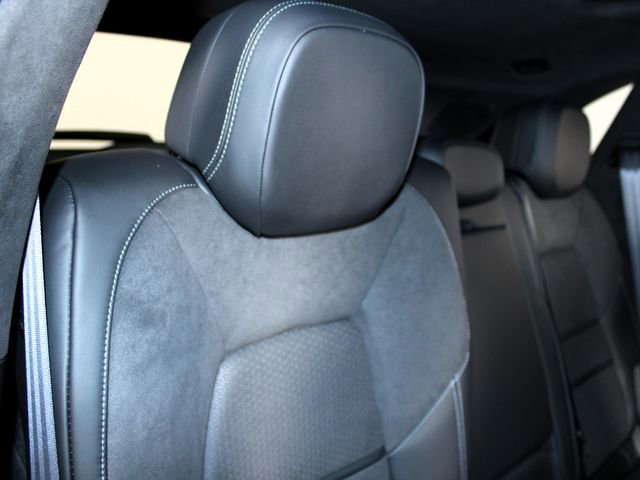 Certified 2025 Porsche Cayenne GTS image 23
