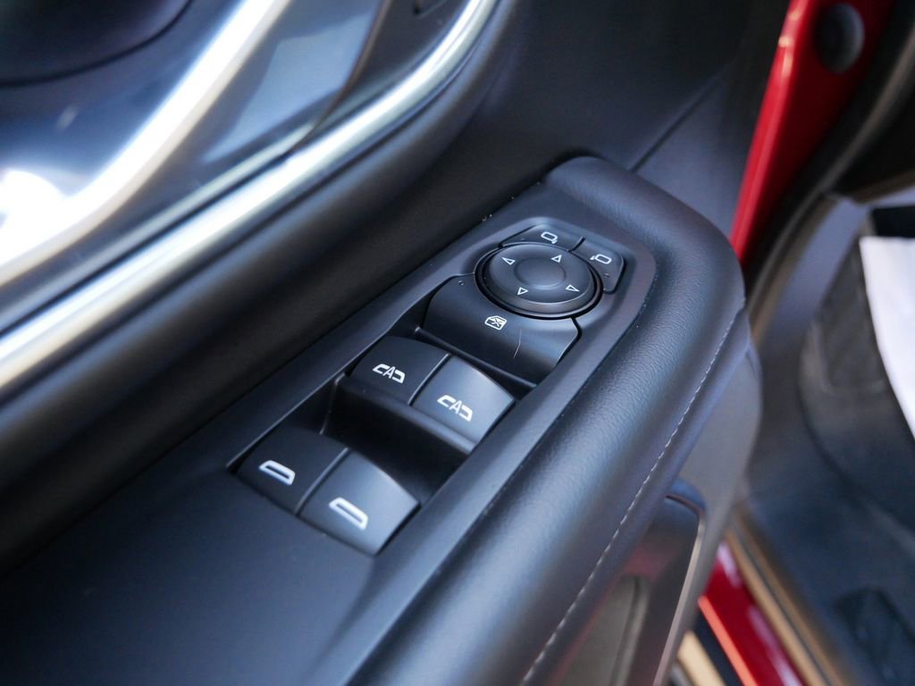 Used 2023 GMC Yukon SLE AWD/4WD image 21