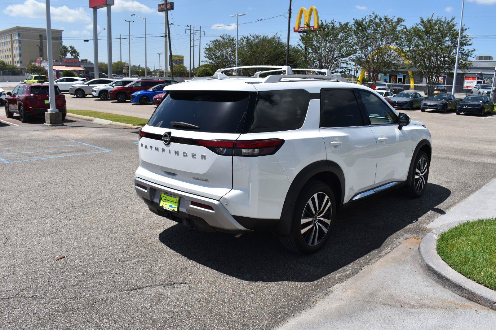 Used 2025 Nissan Pathfinder Platinum w/ Cargo Package FWD image 12