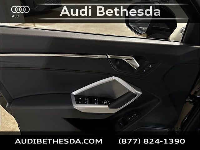 New 2025 Audi Q3 2.0T Premium image 13