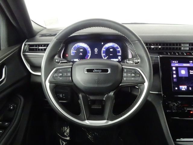 Used 2024 Jeep Grand Cherokee L Laredo image 18
