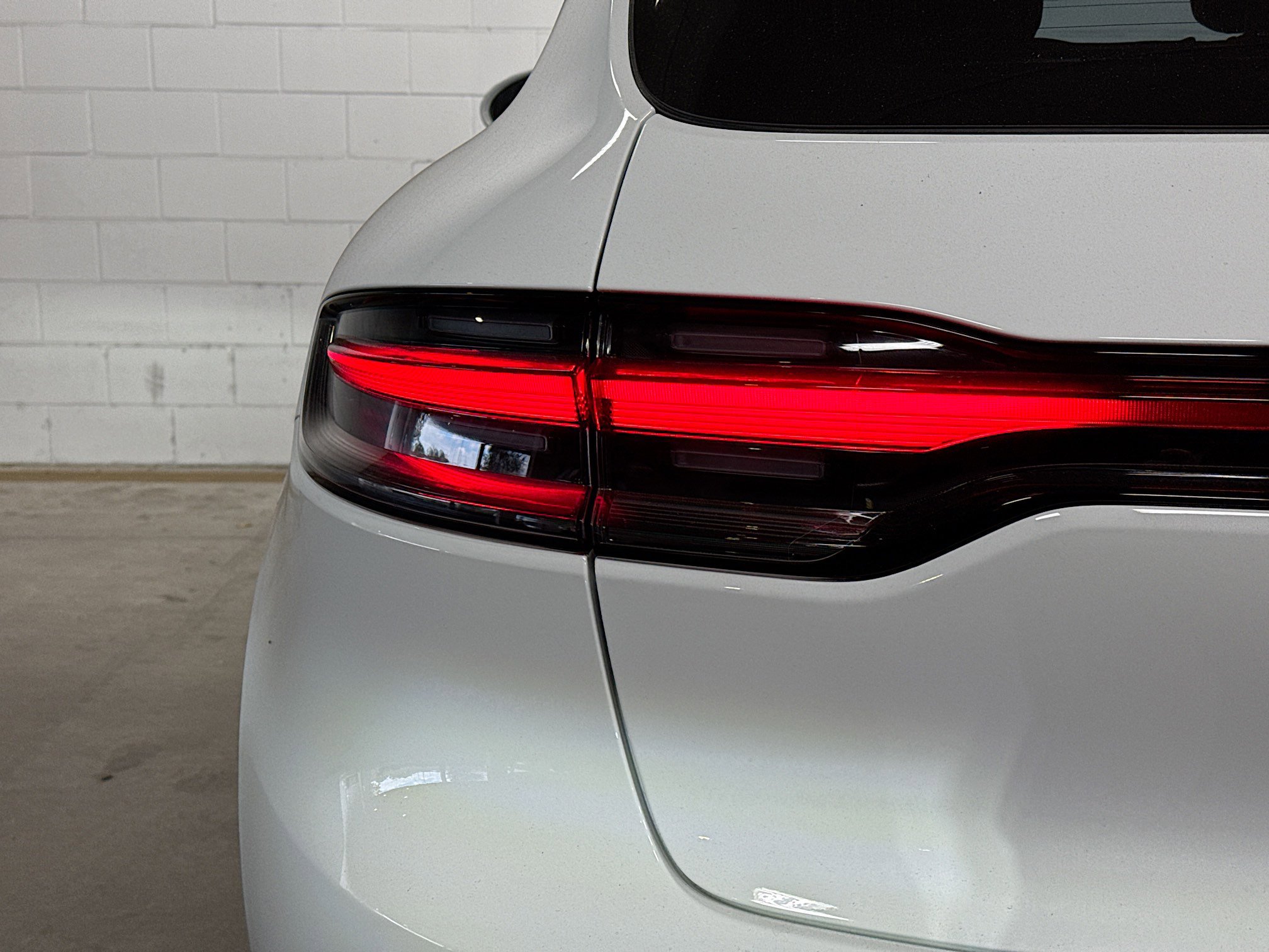 Certified 2026 Porsche Macan S AWD/4WD image 11