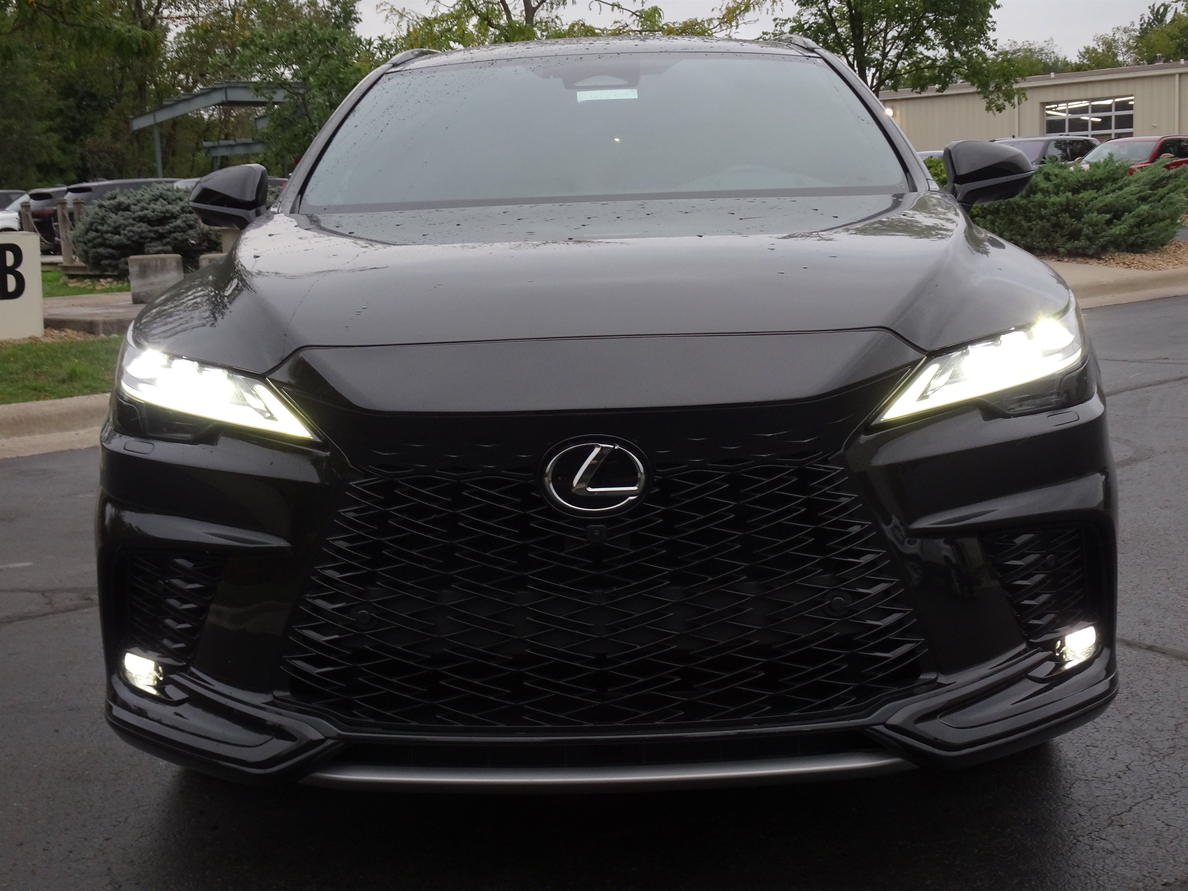 Used 2023 Lexus RX 500h F Sport w/ Accessory Package (2T) AWD/4WD image 9