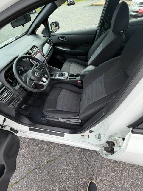 Used 2023 Nissan Leaf S FWD image 10