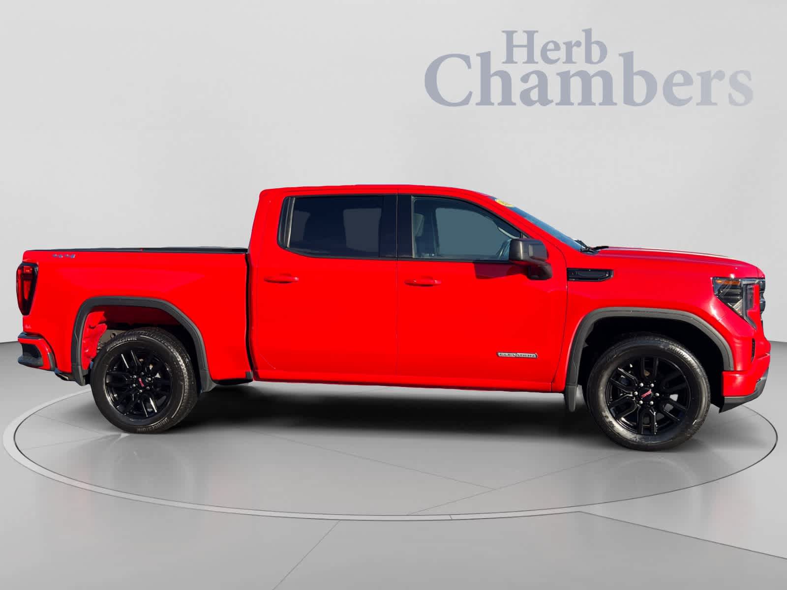 Used 2023 GMC Sierra 1500 Elevation AWD/4WD image 5
