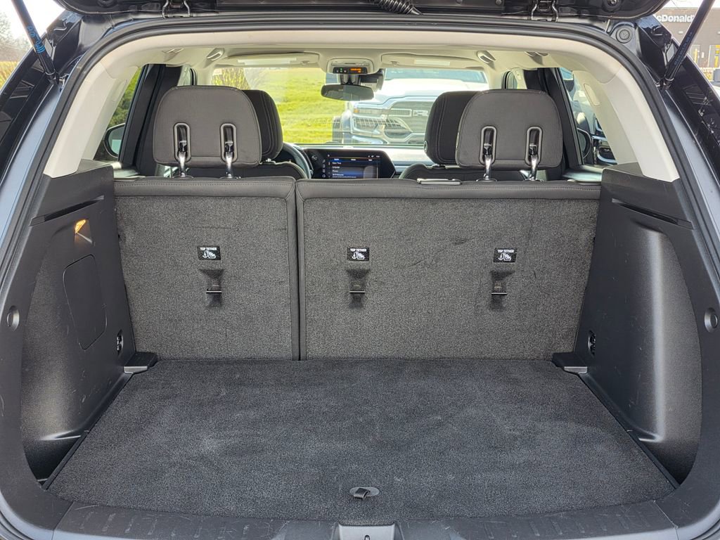 Used 2025 Chevrolet TrailBlazer LT image 32