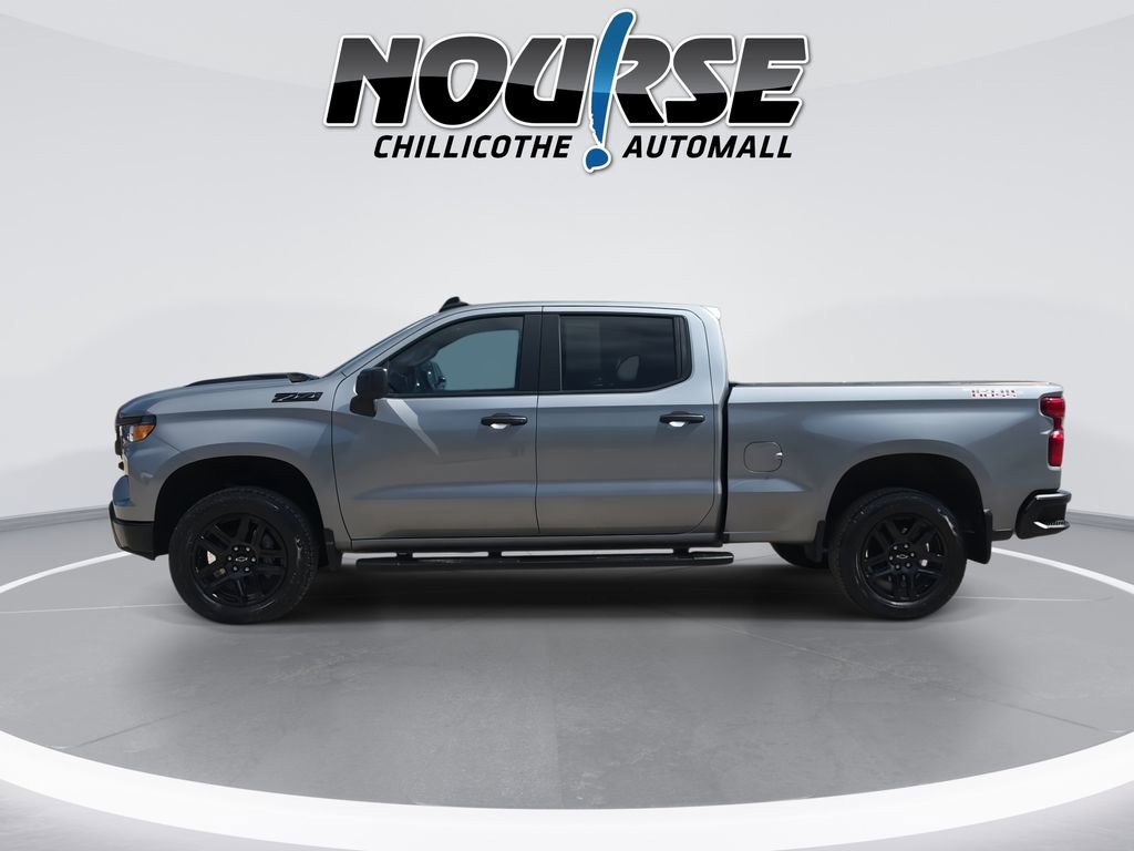 Used 2024 Chevrolet Silverado 1500 Custom Trail Boss w/ LPO, Dark Essentials Package AWD/4WD image 5