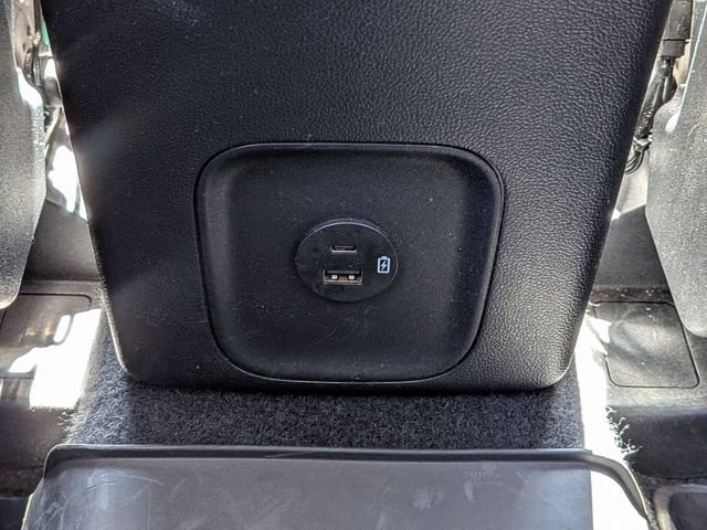 Used 2021 Ford Escape Titanium image 34