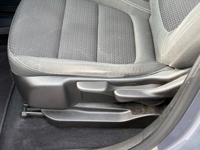 Used 2022 Chevrolet Bolt EUV LT w/ Driver Confidence Package FWD image 20