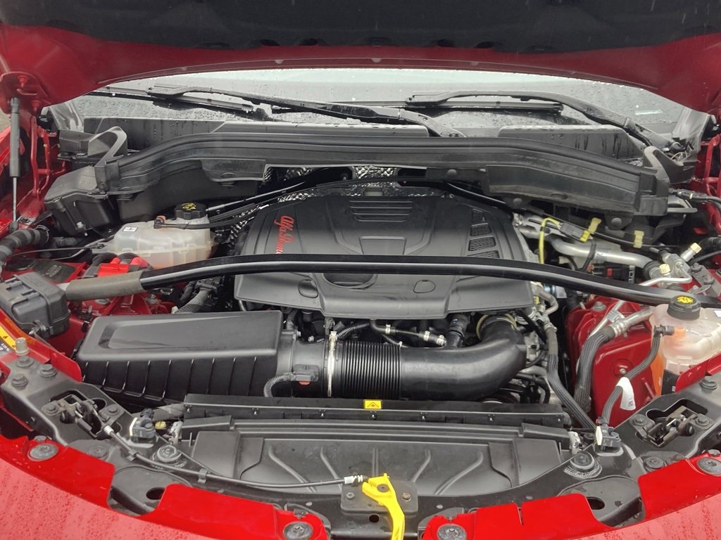 Used 2022 Alfa Romeo Stelvio Veloce image 27