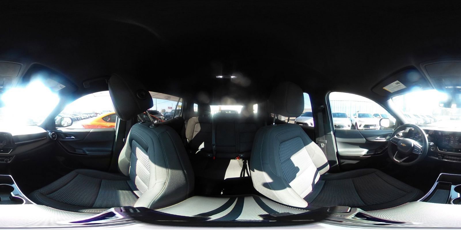 Used 2025 Chevrolet Equinox LT image 41