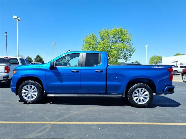 Certified 2022 Chevrolet Silverado 1500 Custom w/ LPO, Dark Essentials Package AWD/4WD image 8
