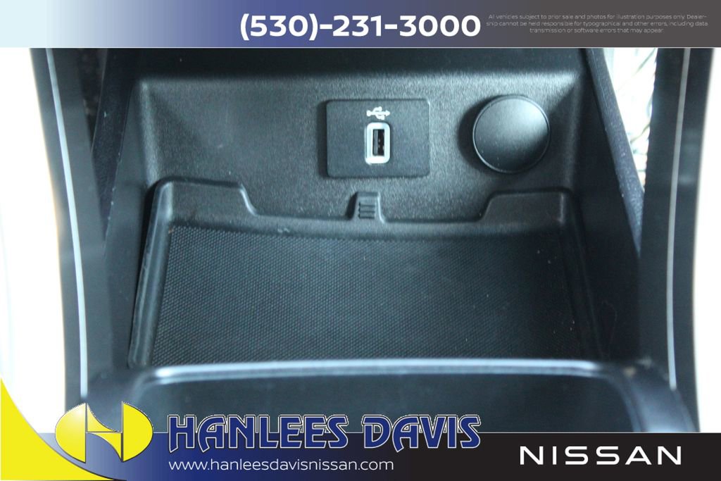 Used 2018 Ford Fusion SE w/ Fusion SE Technology Package image 22