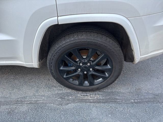 Used 2019 Jeep Grand Cherokee Altitude image 11
