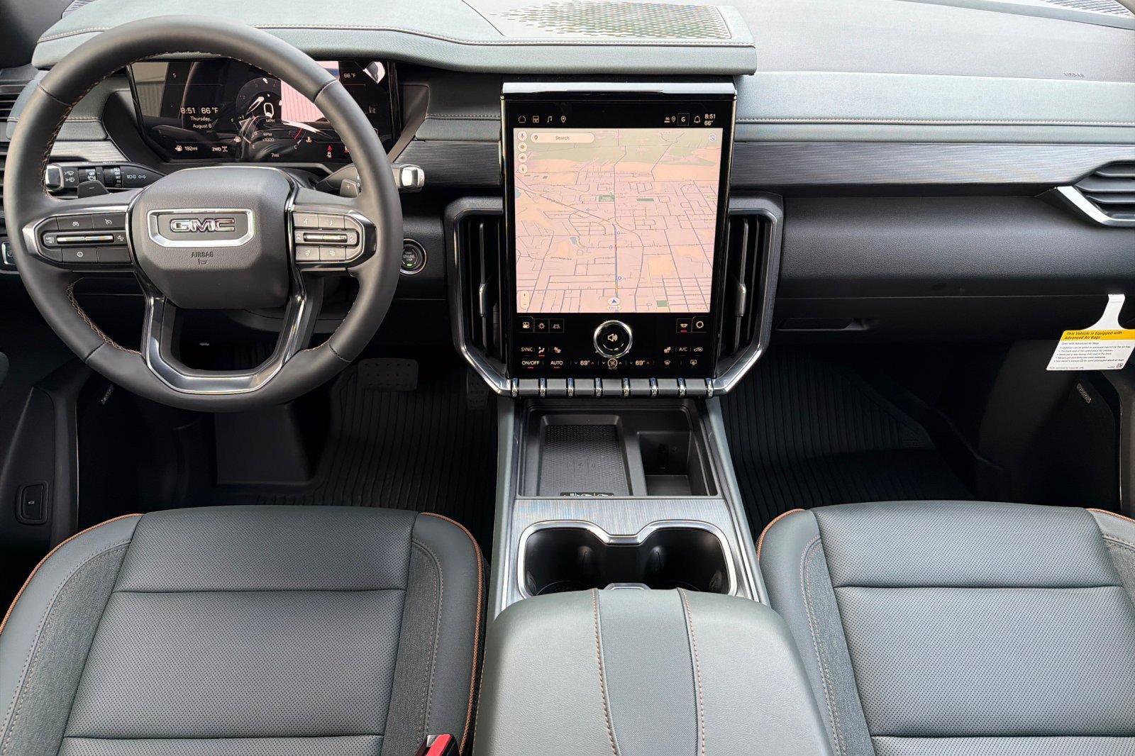 New 2026 GMC Acadia AT4 w/ LPO, Floor Liner Package AWD/4WD image 10