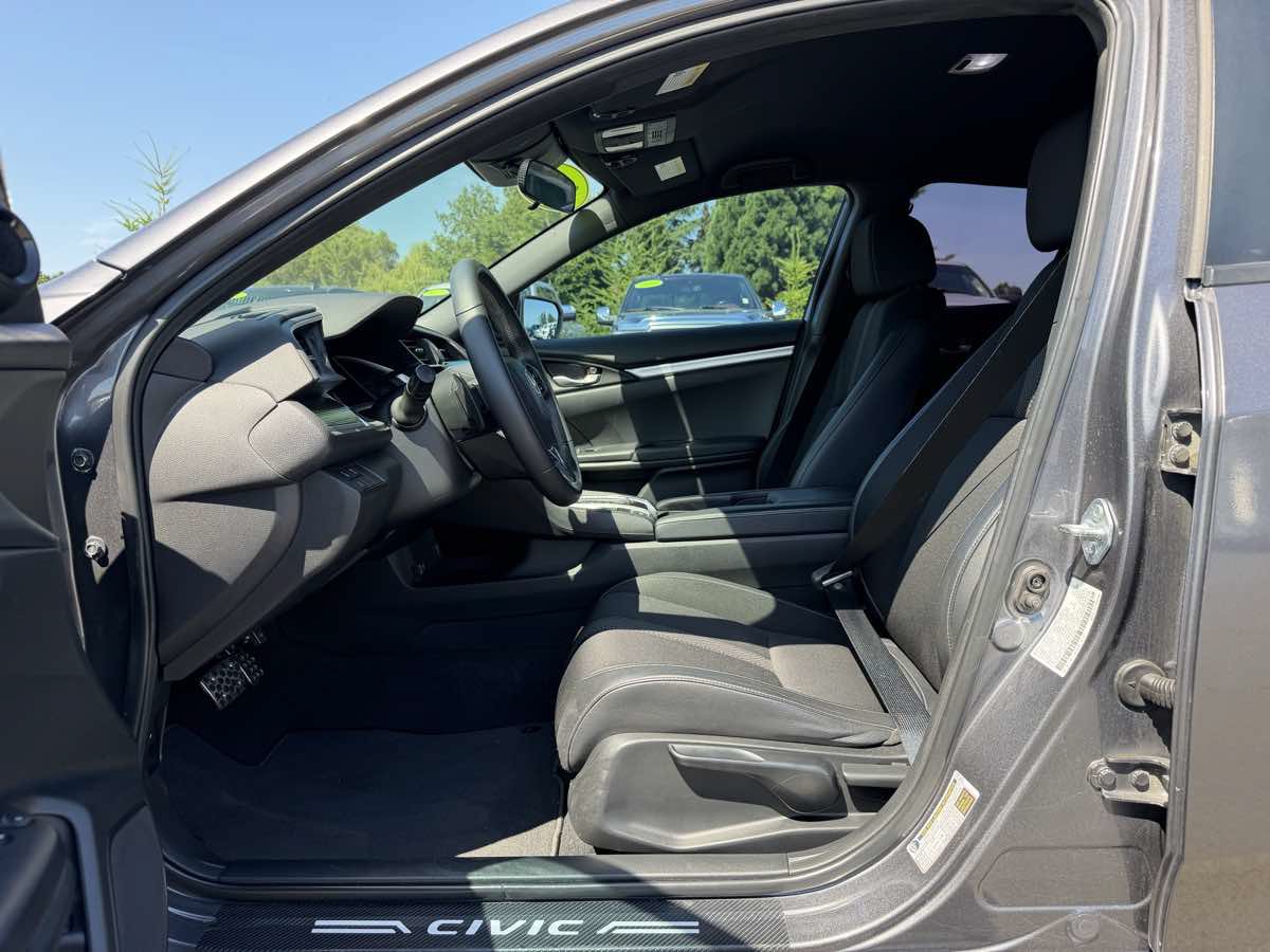 Used 2021 Honda Civic Sport image 10