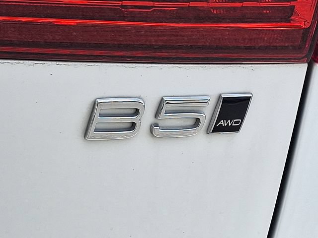 Used 2023 Volvo XC60 B5 Plus w/ Climate Package AWD/4WD image 30