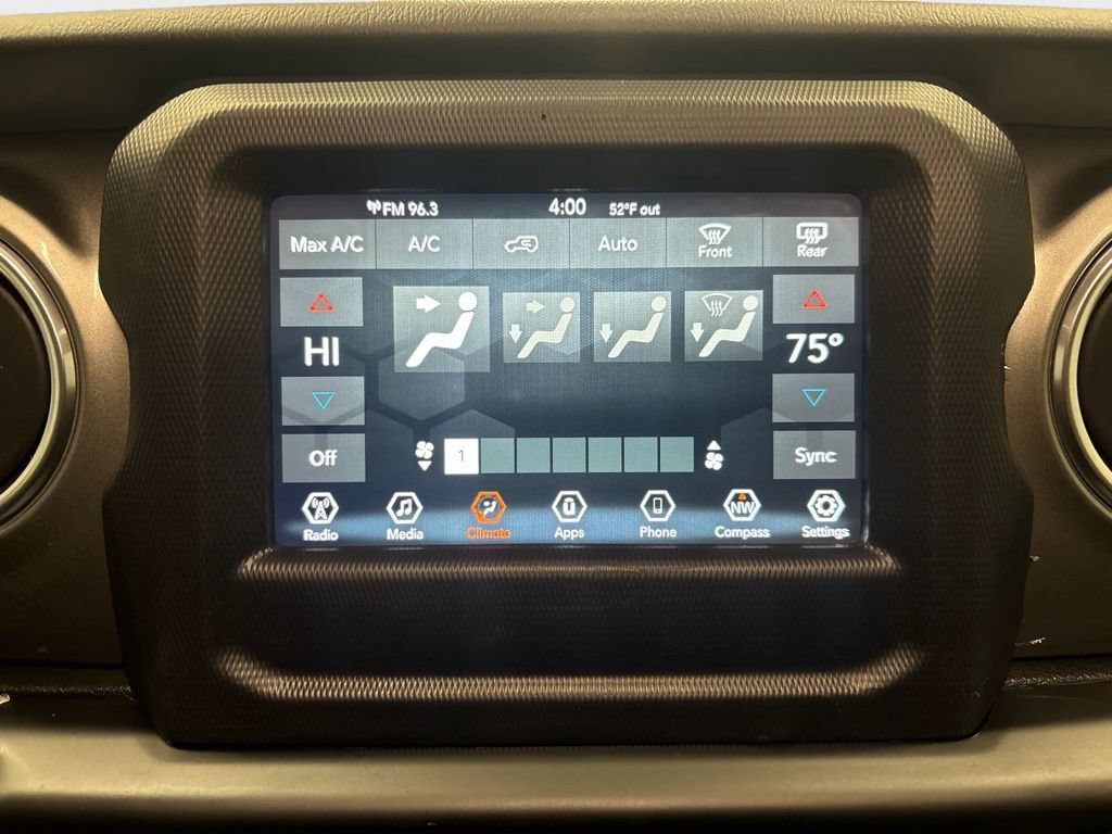 Used 2019 Jeep Wrangler Unlimited Sahara w/ Safety Group AWD/4WD image 46