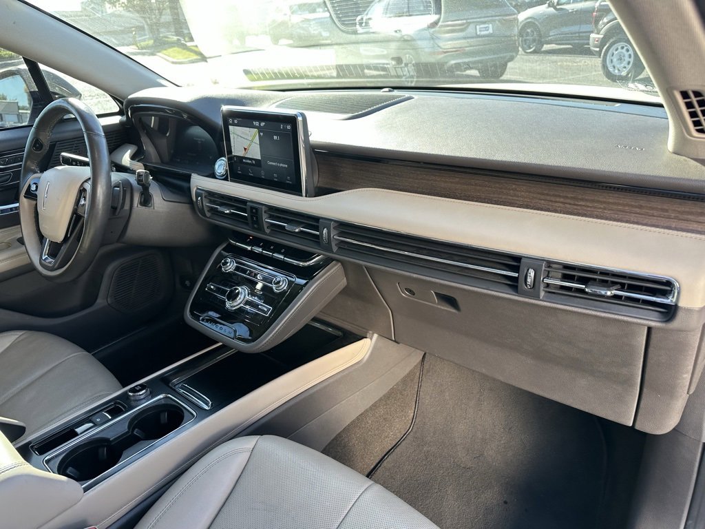 Used 2022 Lincoln Corsair Reserve w/ Elements Package image 22