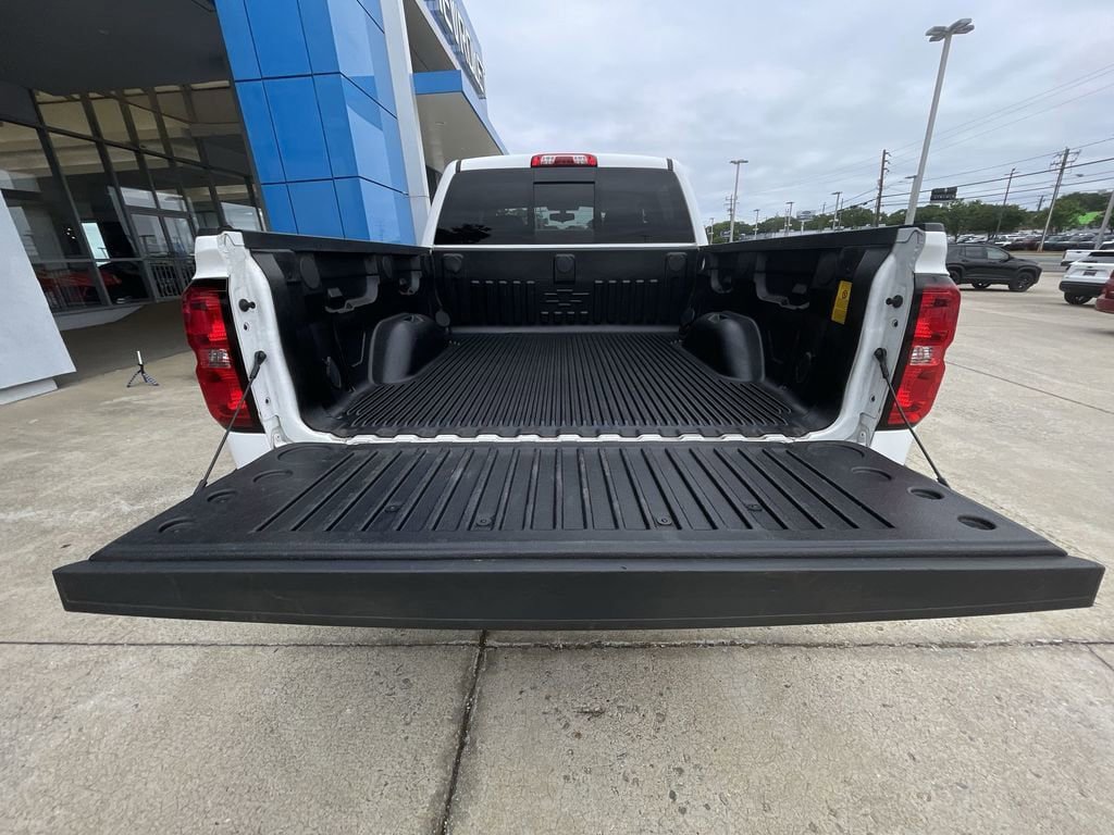 Used 2018 Chevrolet Silverado 1500 LT w/ All Star Edition RWD image 23