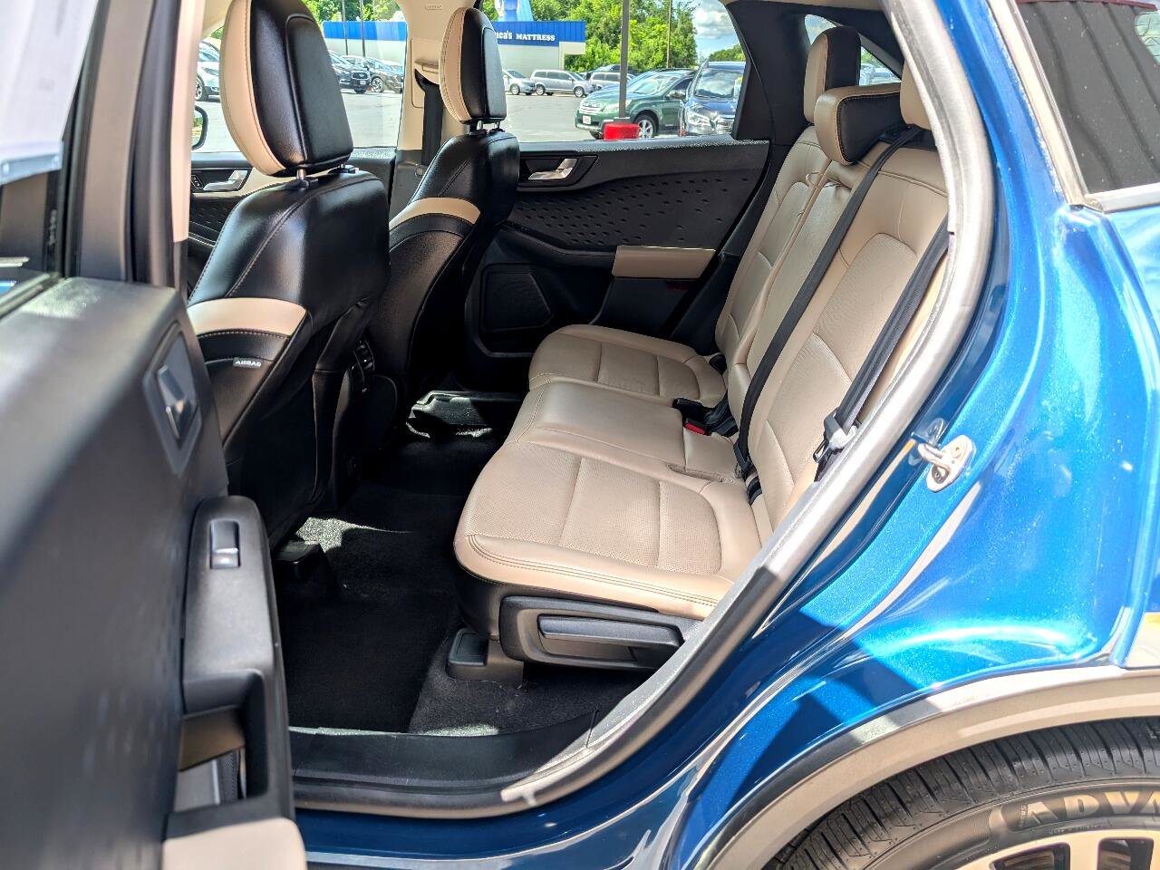 Used 2020 Ford Escape SEL image 10