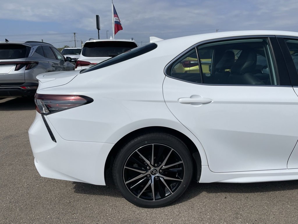 Used 2023 Toyota Camry SE image 25