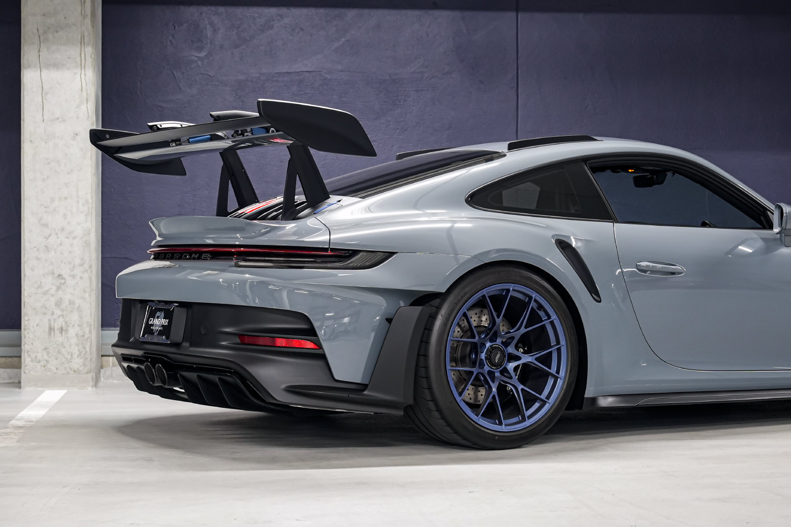 Used 2025 Porsche 911 GT3 RS RWD image 35
