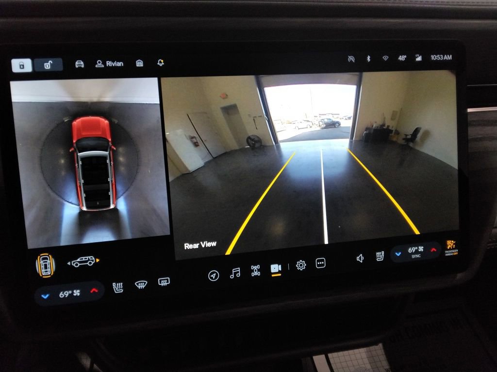 Used 2023 Rivian R1S Launch Edition image 26